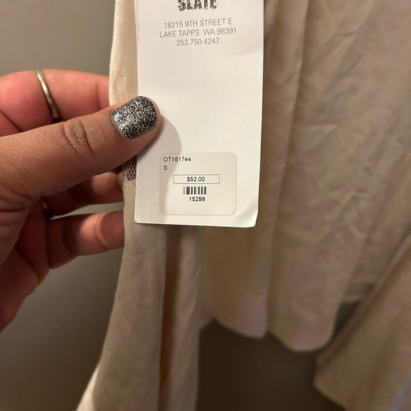 Others Follow shirt - cream boho bell sleeves open shoulder lace accents NWT - Picture 8 of 10